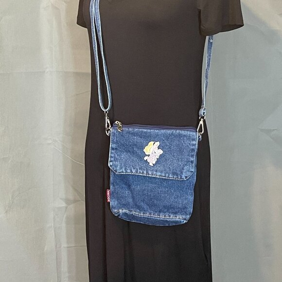 Disney Aurora Princess Trading Pin Sleeping Beauty Flowers Lapel Pin Badge Pin - Picture 8 of 10